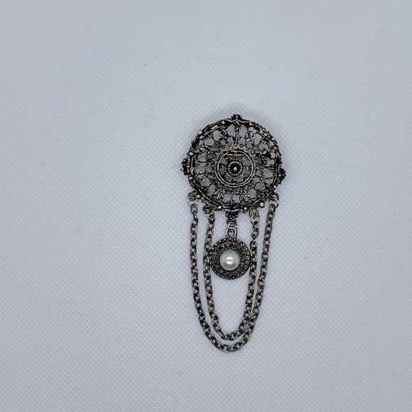 Vintage Style Lapel Pin / Brooch - Picture 3 of 6